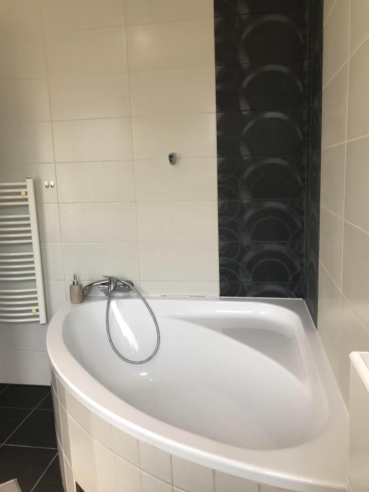 4 Haloszobas Pihenj Meg Vendeghaz Nyíregyháza Exteriör bild